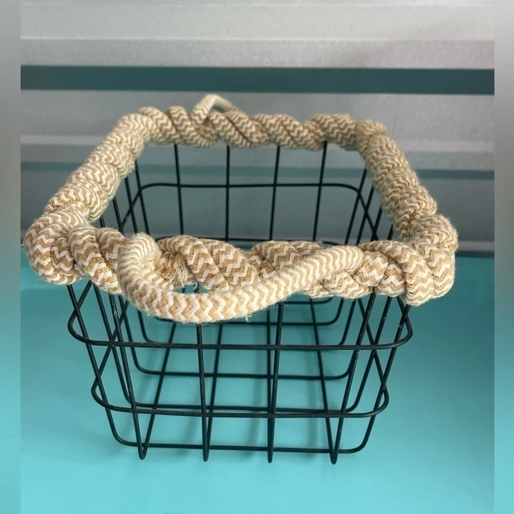 Primitive country basket